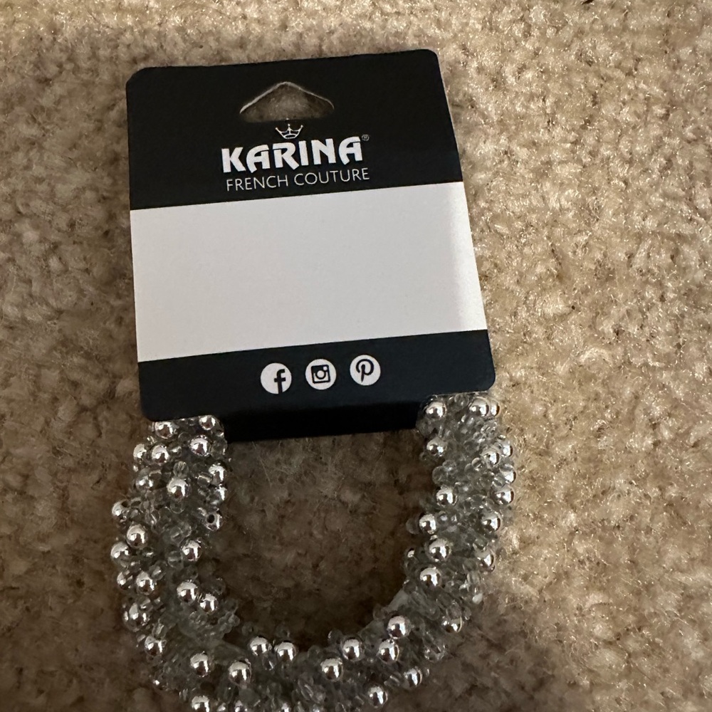 NWT Claire's Silver Beaded Hair Accessory